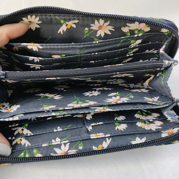 Vera Bradley Sunflower Wallet - Picture 5 of 15